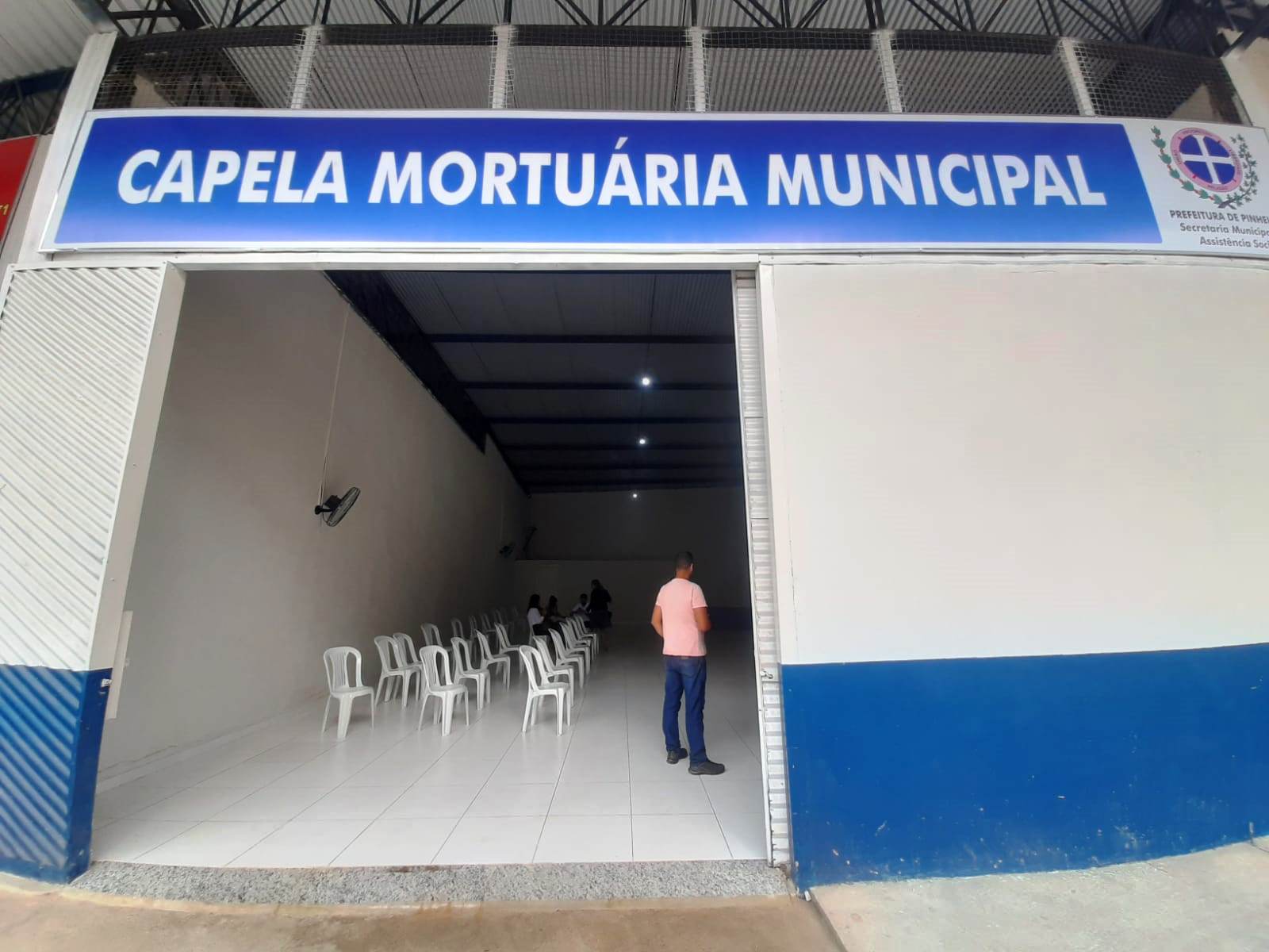 PREFEITURA REALIZA ENTREGA DE CAPELA MORTUÁRIA MUNICIPAL