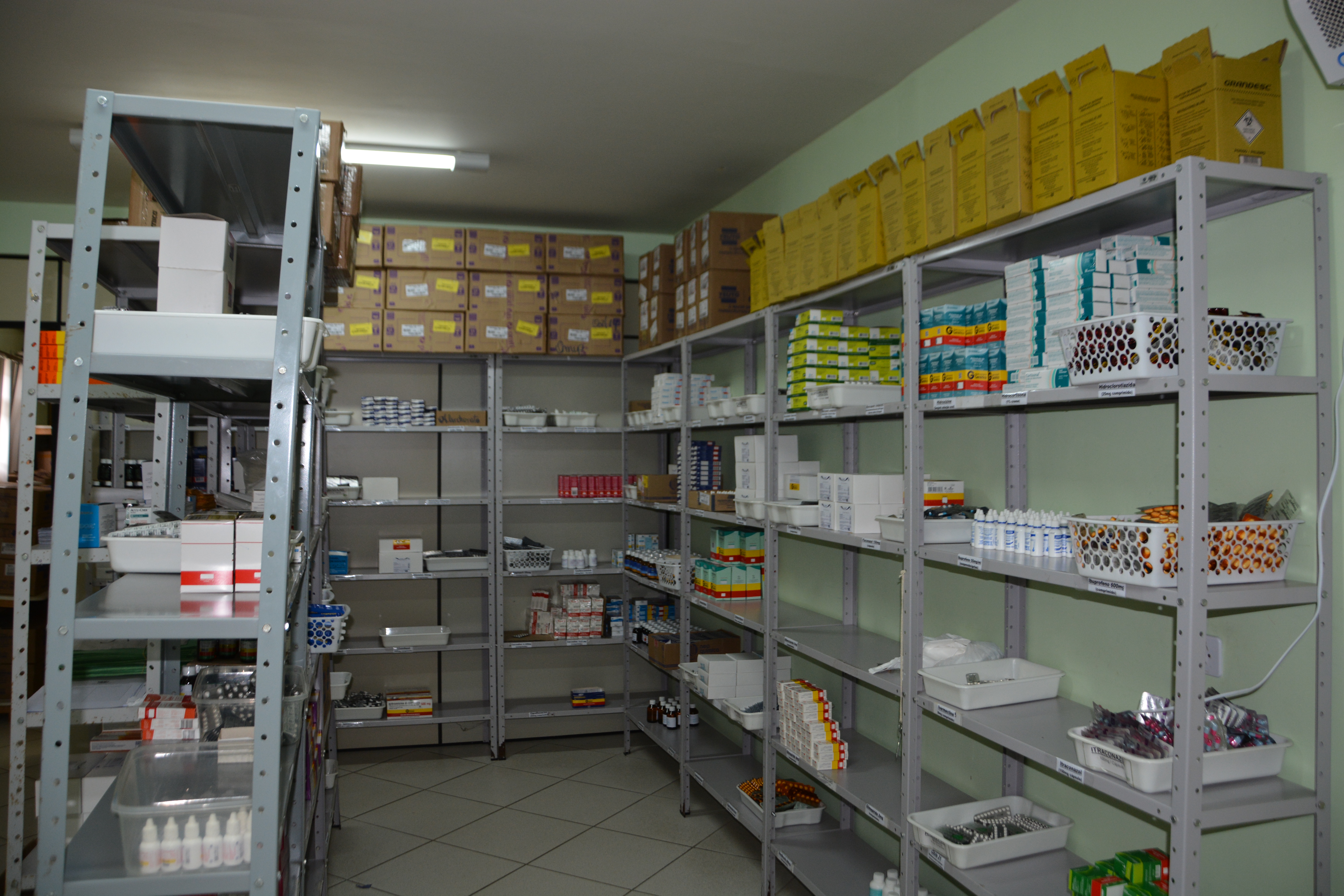 Prefeitura de Pinheiros realiza licitação para aquisição de 300 tipos diferentes de medicamentos
