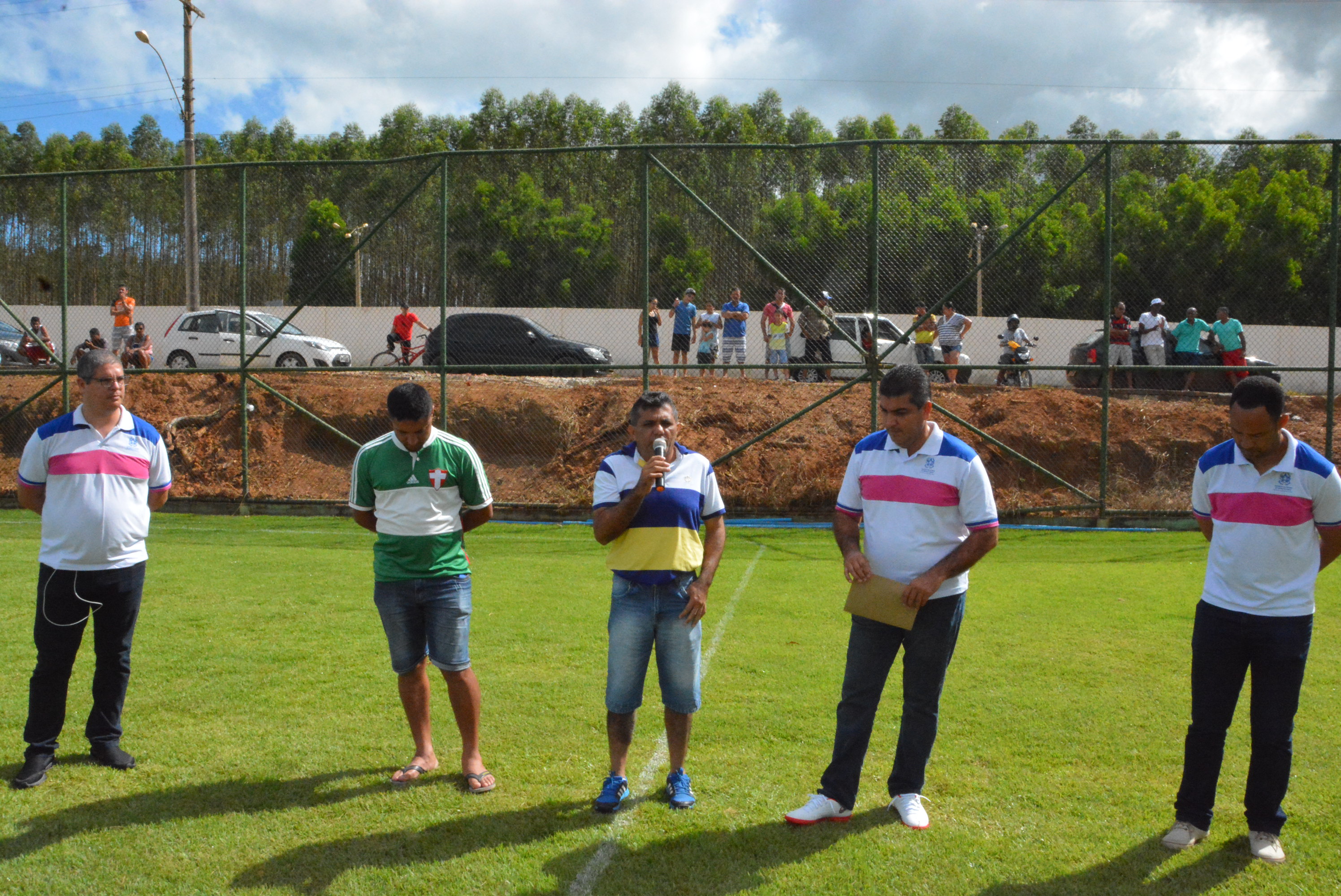 Campo de futebol do bairro Canário é inaugurado